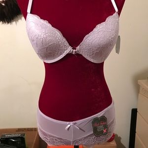 ▪️SOLD▪️Beautiful sexy Black Fuchsia top 36 D. Bot